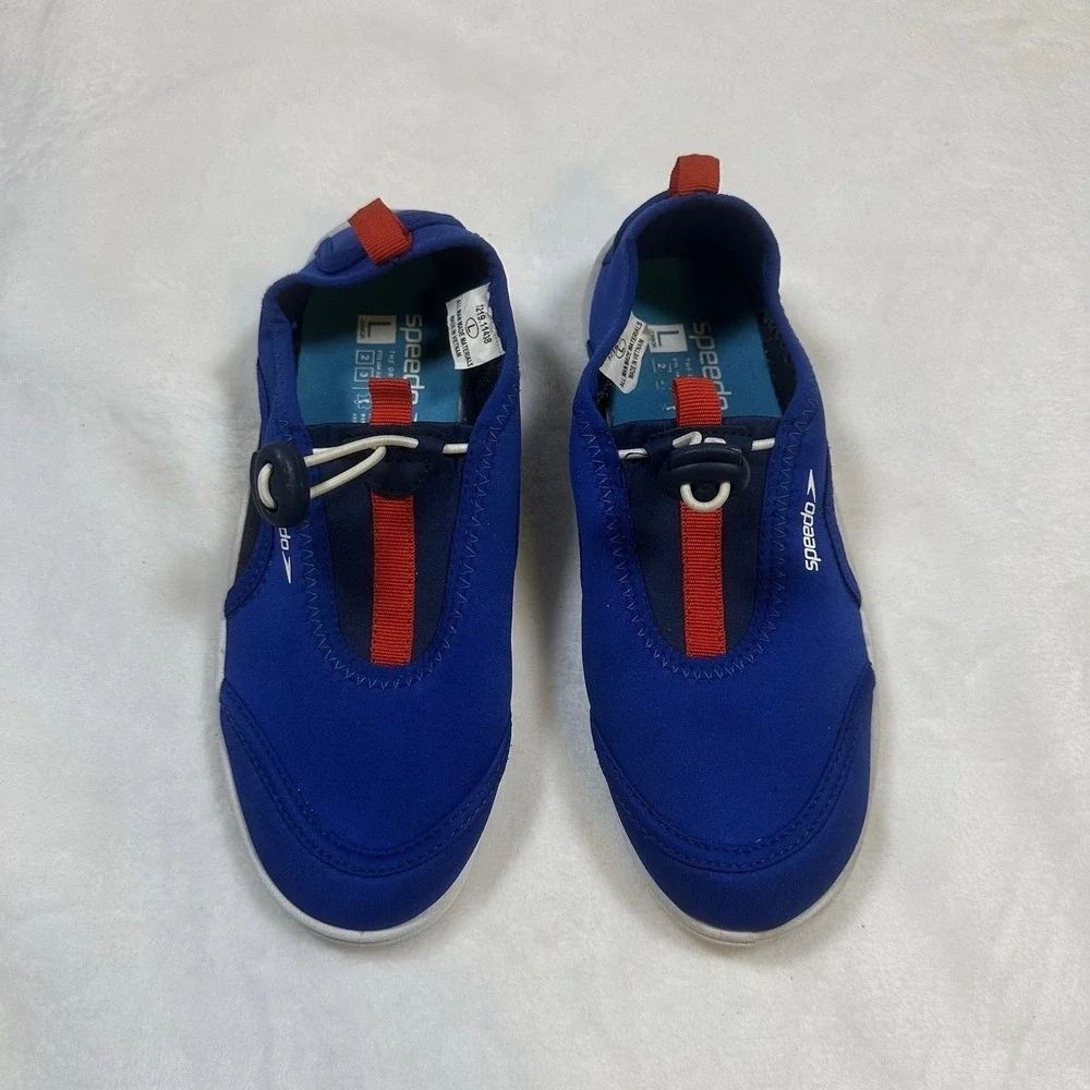Speedo Junior Surfwalker Pro Water Shoes. Kid's L (2-3). Blue and Red.